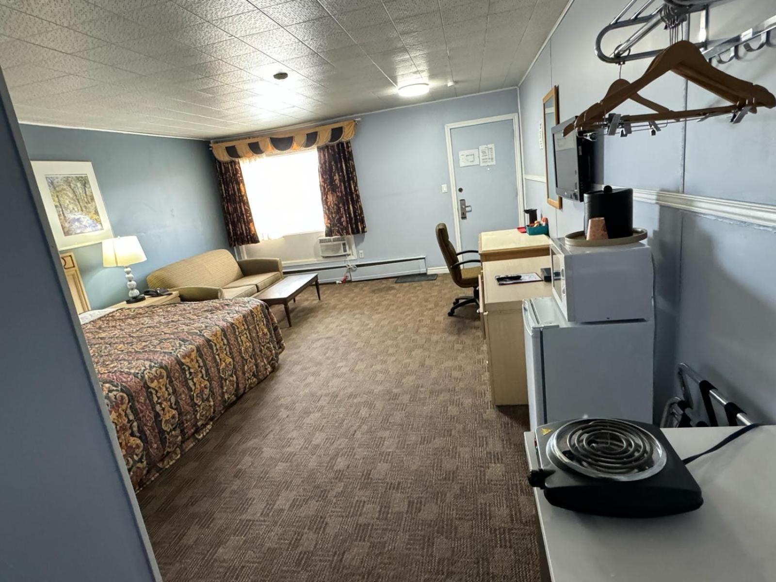 Travel Inn Cochrane Eksteriør billede